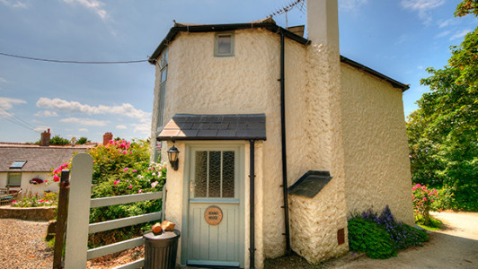 RoundHouse Exterior Main